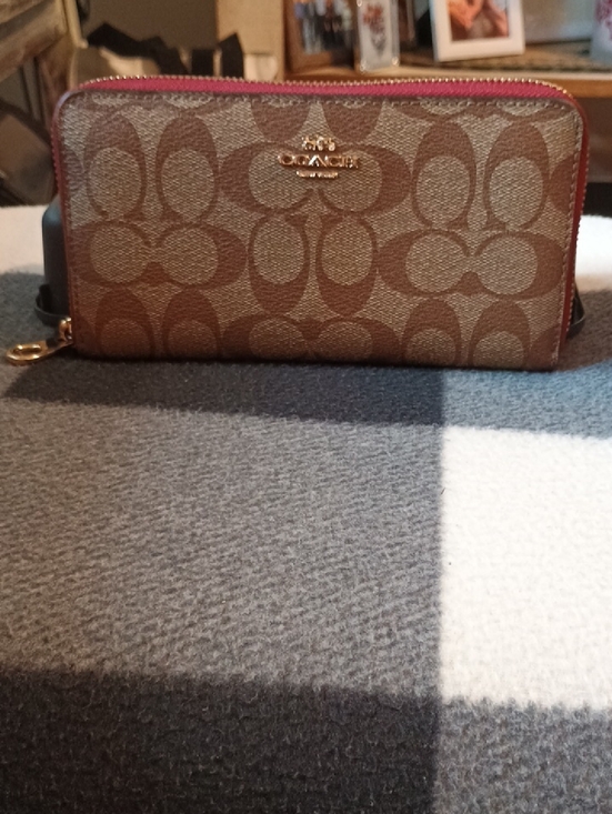 Coach Handbags - Coach Brown/Khaki Signature Zip Wallet with Wine Trim